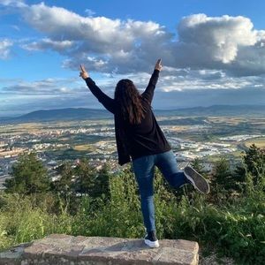 Meet your Posher, Lisa